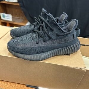 Yeezy boost size 5